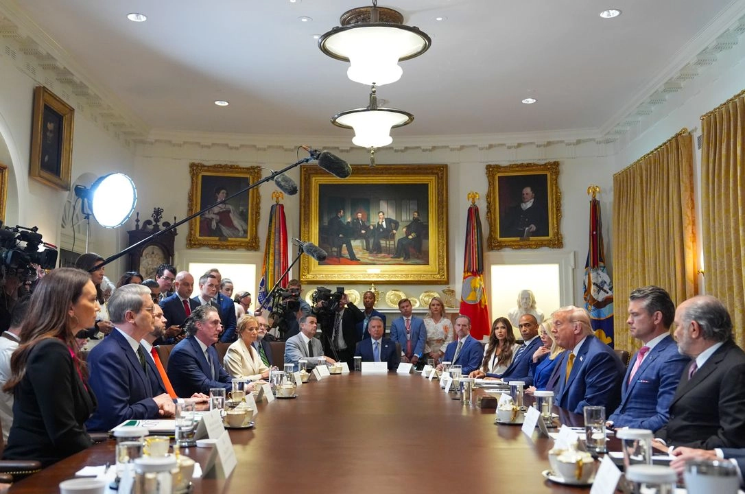 El presidente Donald Trump durante una reunión de gabinete en la Casa Blanca, el 8 de julio de 2025. Foto 