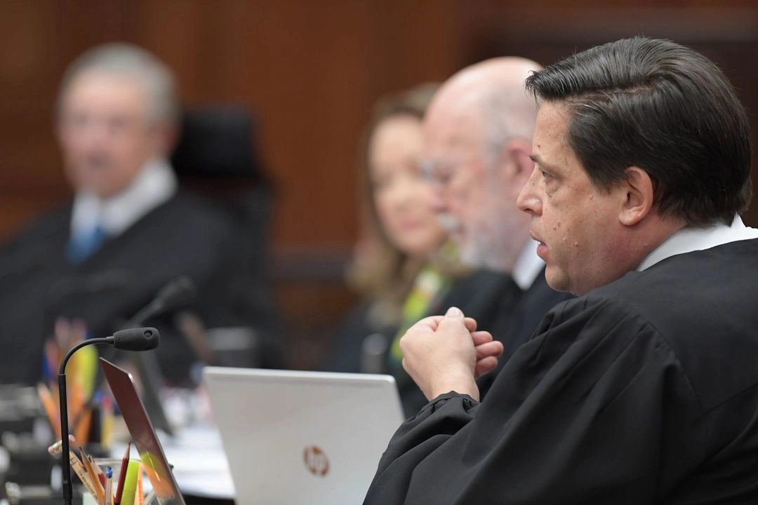 El expediente del amparo directo en revisión fue turnado inicialmente al ministro Alfredo Gutiérrez Ortiz Mena (en la imagen), quien decidió devolverlo sin presentarlo a discusión en las sesiones públicas restantes de la actual integración del máximo tribunal. 