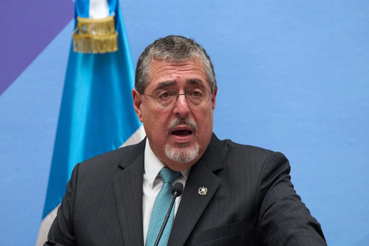 Bernardo Arévalo, presidente de Guatemala, durante un conferencia de prensa. Foto 