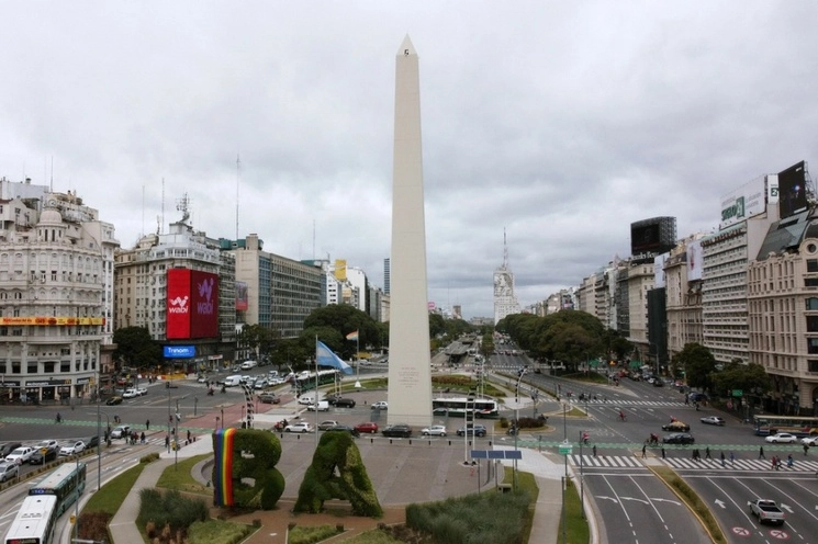 El Obelisco en la ciudad de Buenos Aires. Foto Afp
