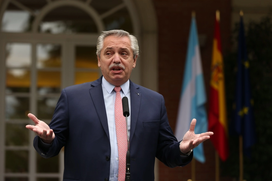 El presidente argentino, Alberto Fernández, anunció que llegó a un acuerdo con el Fondo Monetario Internacional para refinanciar la deuda por 44 mil mdd contraída en 2018. Foto Europa Press / Archivo