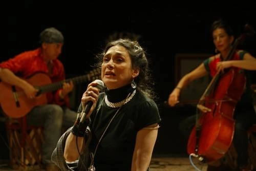 La actriz, directora y guionista, Ofelia Medina, con más de 50 años de trayectoria, lanzará a principios de octubre su documental La llevada... y la traída. Foto Archivo