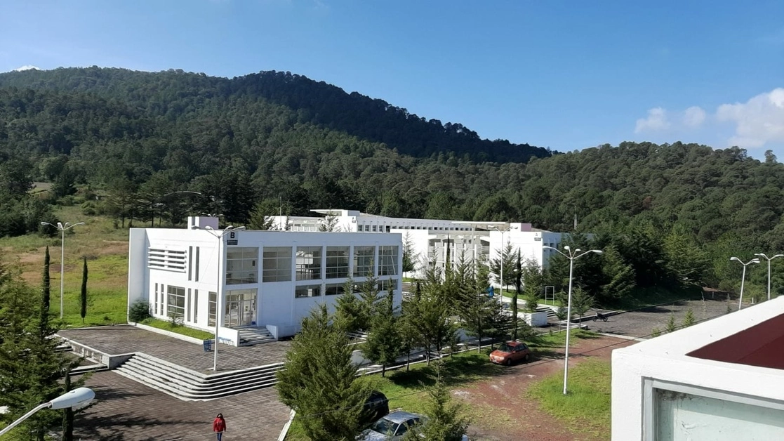 El campus Uruapan de la Universidad Michoacana de San Nicolás de Hidalgo. Foto tomada del Facebook de @UniversidadMichoacanadeSanNicolasdeHidalgoOficial / Archivo