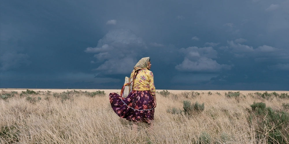 Fotograma de la película: 'La mujer de estrellas y montañas', de Santiago Esteinou