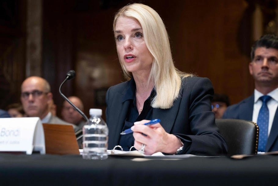  “El fentanilo continúa entrando”, dijo ayer la fiscal Pam Bondi durante una audiencia en el Senado. Foto 