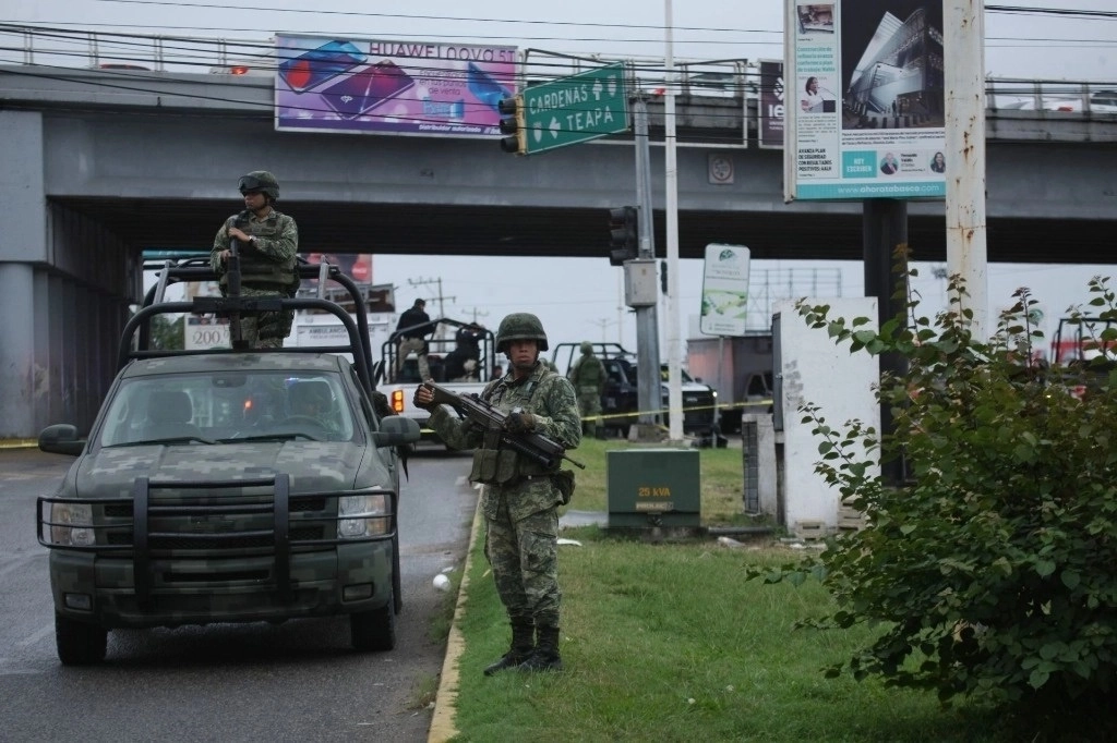 Cerca de la medianoche del lunes en las redes sociales circularon imágenes de ataques violentos a efectivos de la policía estatal en varios puntos de Villahermosa cuyas acciones fueron confirmadas hoy por las autoridades. Foto  Cuartoscuro / Archivo
