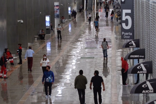 Perspectiva de la Terminal 1 del AICM en imagen de archivo. Foto Cristina Rodríguez