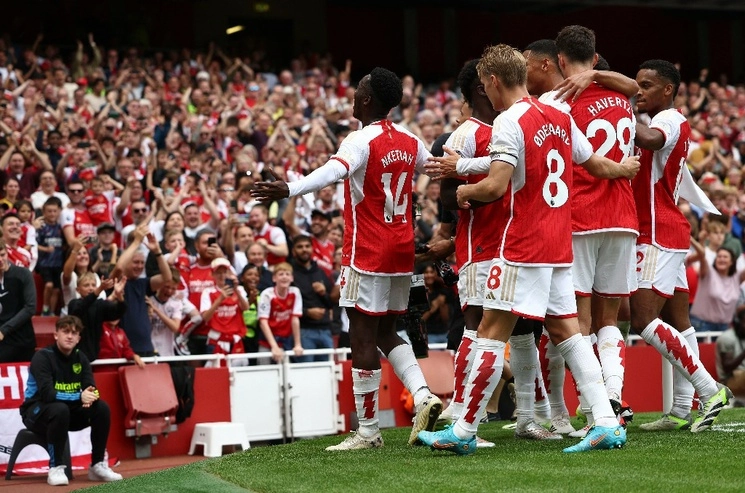 El Arsenal se impuso de local por marcador de 2-1 al Nottingham Forest en la fecha 1 de la Liga Premier. Foto Afp
