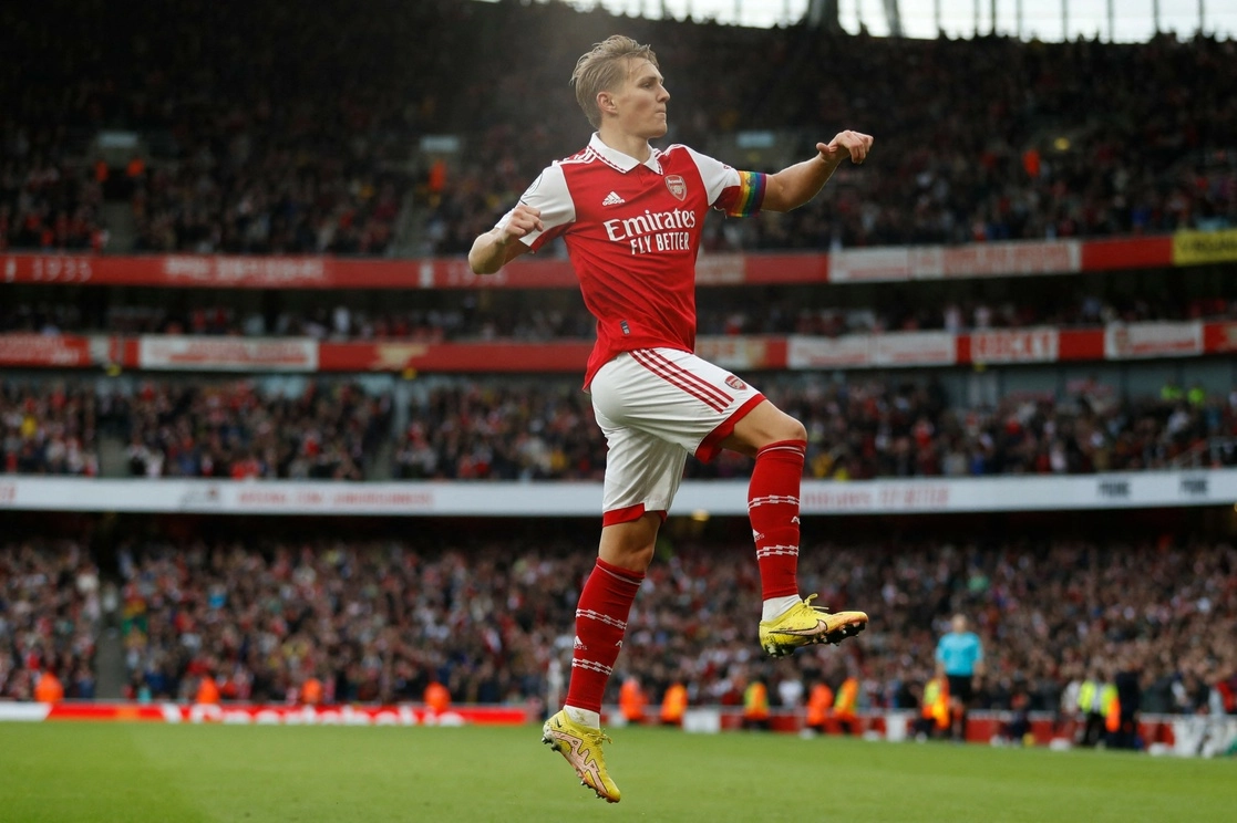 Martin Odegaard anotó el quinto gol del Arsenal ante Nottingham Forest, en el duelo de la jornada 14 de la Liga Premier, el 30 de octubre de 2022. Foto Afp