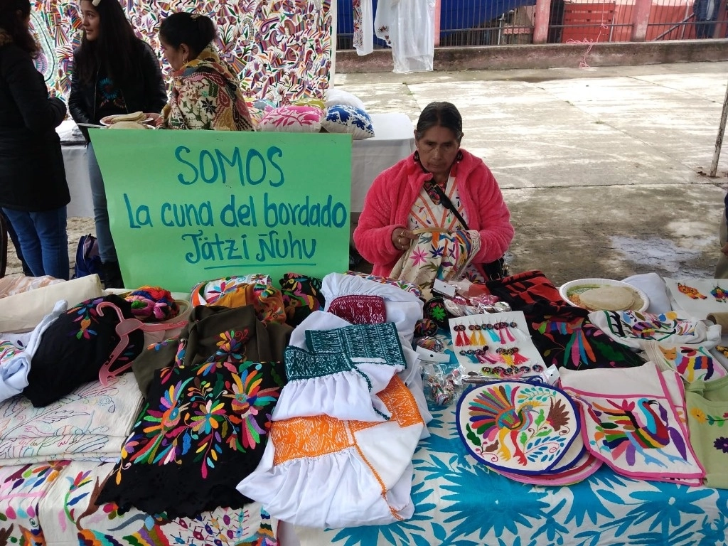 El encuentro alternativo es una protesta a la celebración oficial del Día del Tenango que realizan las autoridades en la cabecera municipal, a cuya organización tampoco fueron convocadas las bordadoras de San Nicolás. Foto Juan Ricardo Montoya