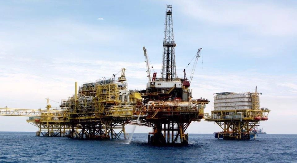 Plataforma de enlace del activo Ku Maloob Zaap en la sonda de Campeche. Foto Pemex