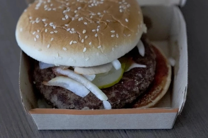 Se reportaron al menos 30 casos en Colorado, otros 19 en Montana, 13 en Nebraska, 10 en Nuevo México, ocho en Missouri, ocho en Utah, seis en Wyoming. Foto Ap