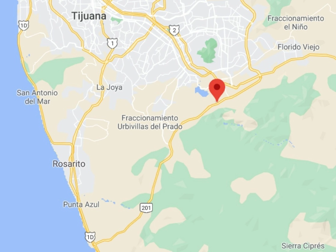 El total de víctimas fueron localizadas envueltas en bolsas de plástico. Cuatro de ellas en el Boulevard 2000, vialidad que une a Tijuana con Playas de Rosarito. Imagen tomada de Google Maps