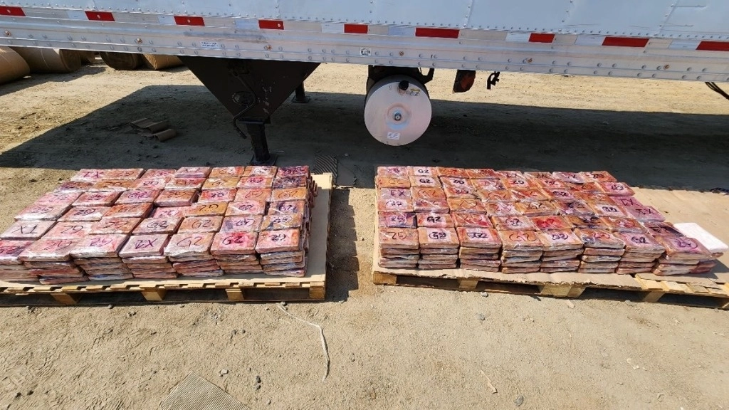 Droga asegurada por elementos de la GN. Foto tomada de la cuenta de X @GN_MEXICO_