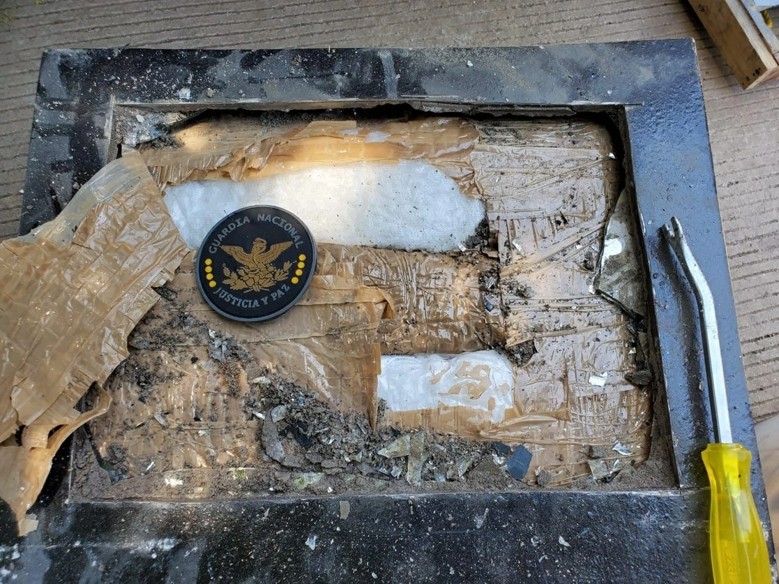 La metanfetamina se encontraba dentro de una caja fuerte. Foto Cortesía GN