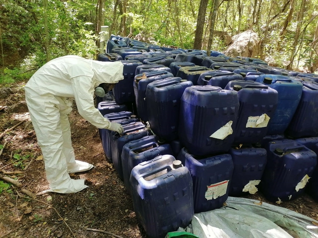 El Ejército ha localizado y destruido más de 770 laboratorios clandestinos en Sinaloa. Foto Sedena