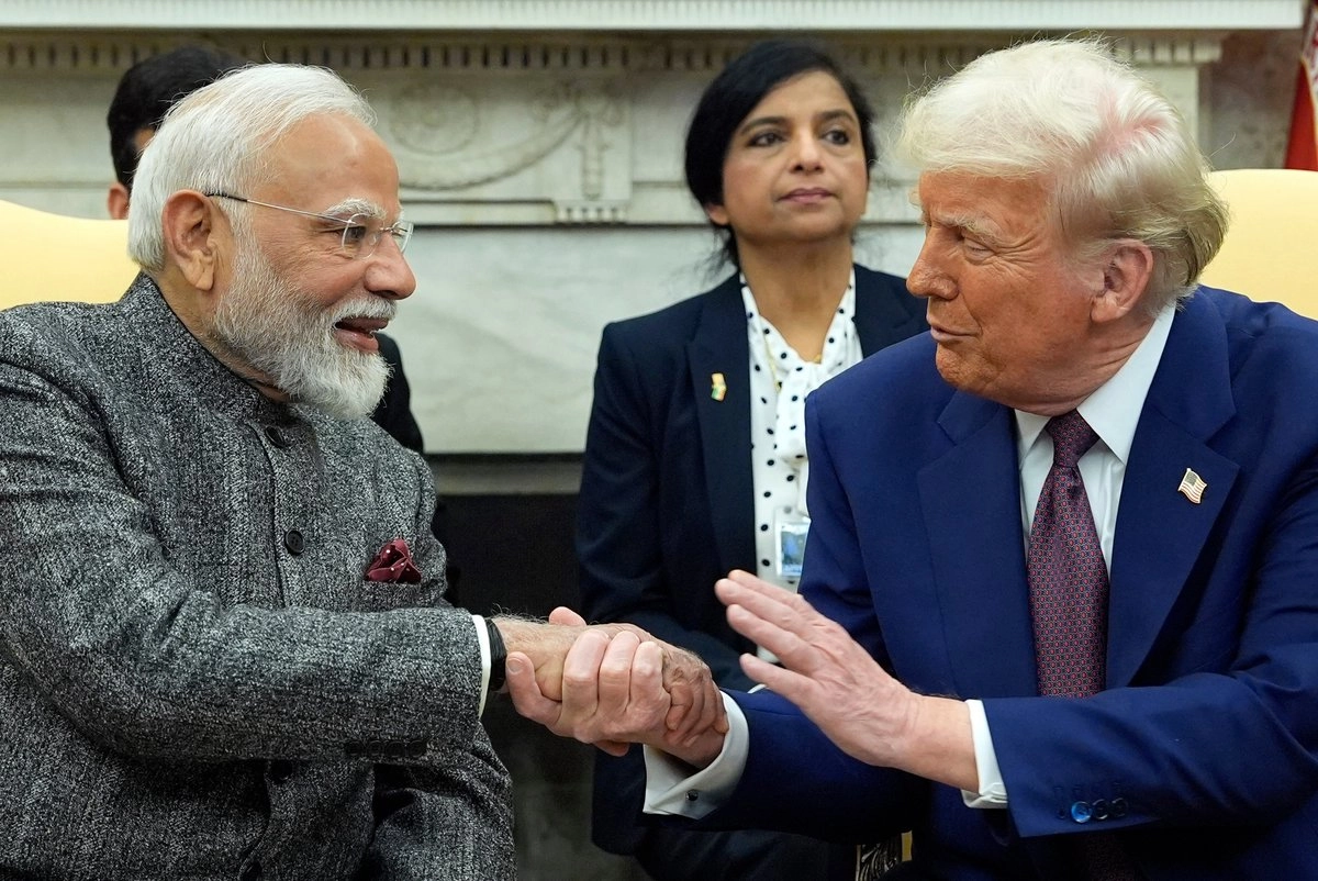 El primer ministro de India, Narendra Modi, y el presidente de EU, Donald Trump, durante su reunión en la Casa Blanca, en Washington, D.C., el 13 de febrero de 2025. Foto 