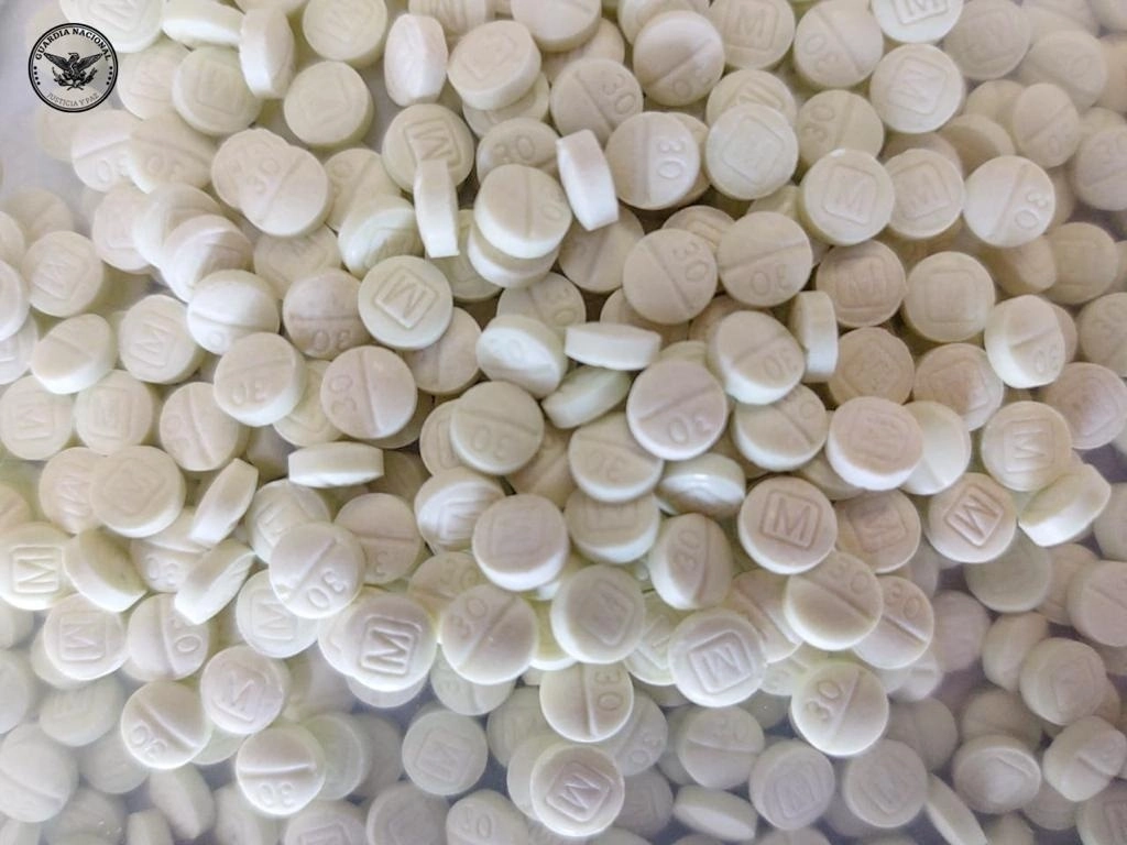 Personal del Ejército Mexicano y de la Guardia Nacional aseguraron 276 mil pastillas de fentanilo en la comunidad de Costa Rica, en el municipio de Culiacán, Sinaloa. Foto @GN_MEXICO_ / Archivo 