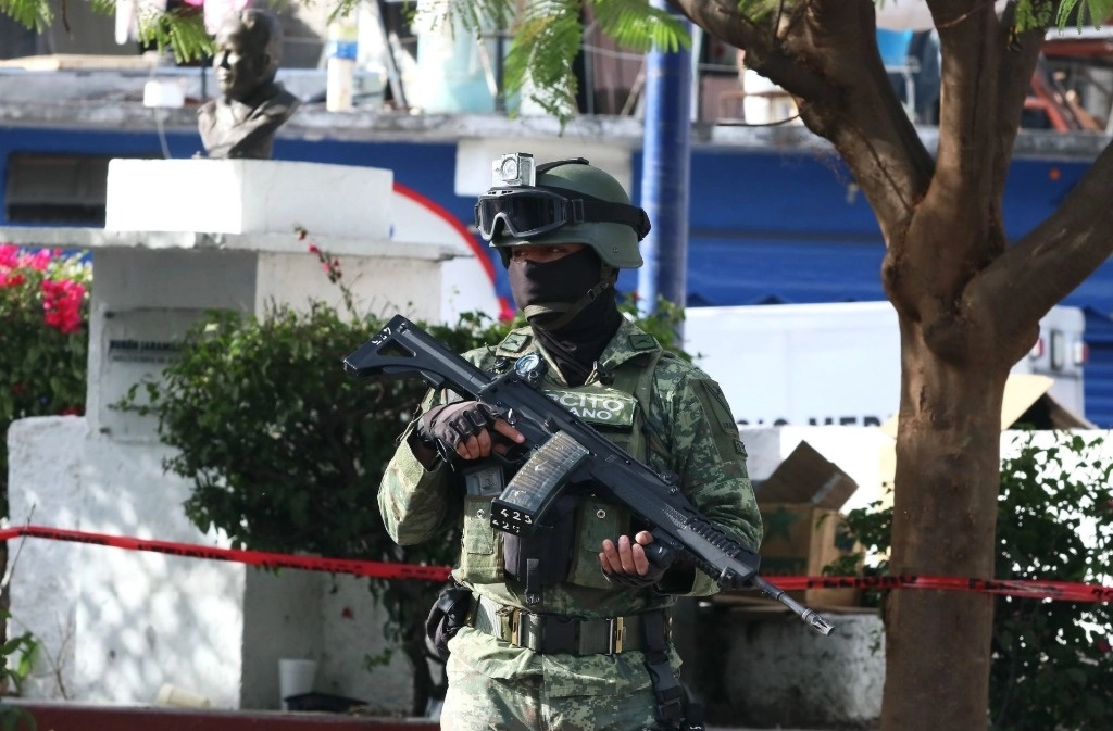 Sonora - Aseguran arsenal con seis mil cartuchos en Sonora - Página 3 Aseguran-en-sonora-seis-camionetas-armas-de-fuego-y-droga-2505html-elementoarmadojpg-4543html-68a0e199-6963-4d7b-8137-967ac6655253