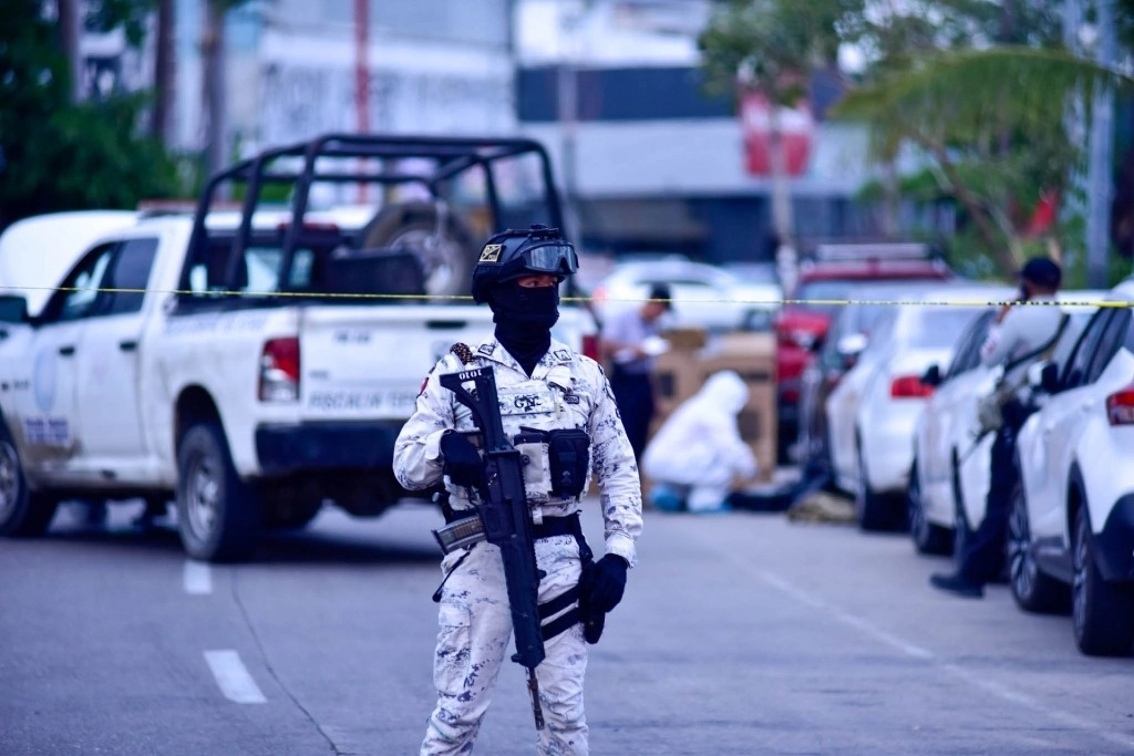 El comandante de la policía vial municipal de Acapulco, Eduardo Chávez Manzanárez, falleció por la gravedad de sus heridas cuando era llevado a un nosocomio. Foto Cuartoscuro / Archivo
