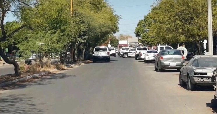 Hombres armados asesinaron al comandante de la policía de Cajeme, Víctor Hugo Valdez Picos, quien estaba encargado del programa “Jornada por la paz”, implementado por la Secretaría Estatal de Seguridad en el municipio, que es el de mayor índice de violencia. Foto Cristina Gómez