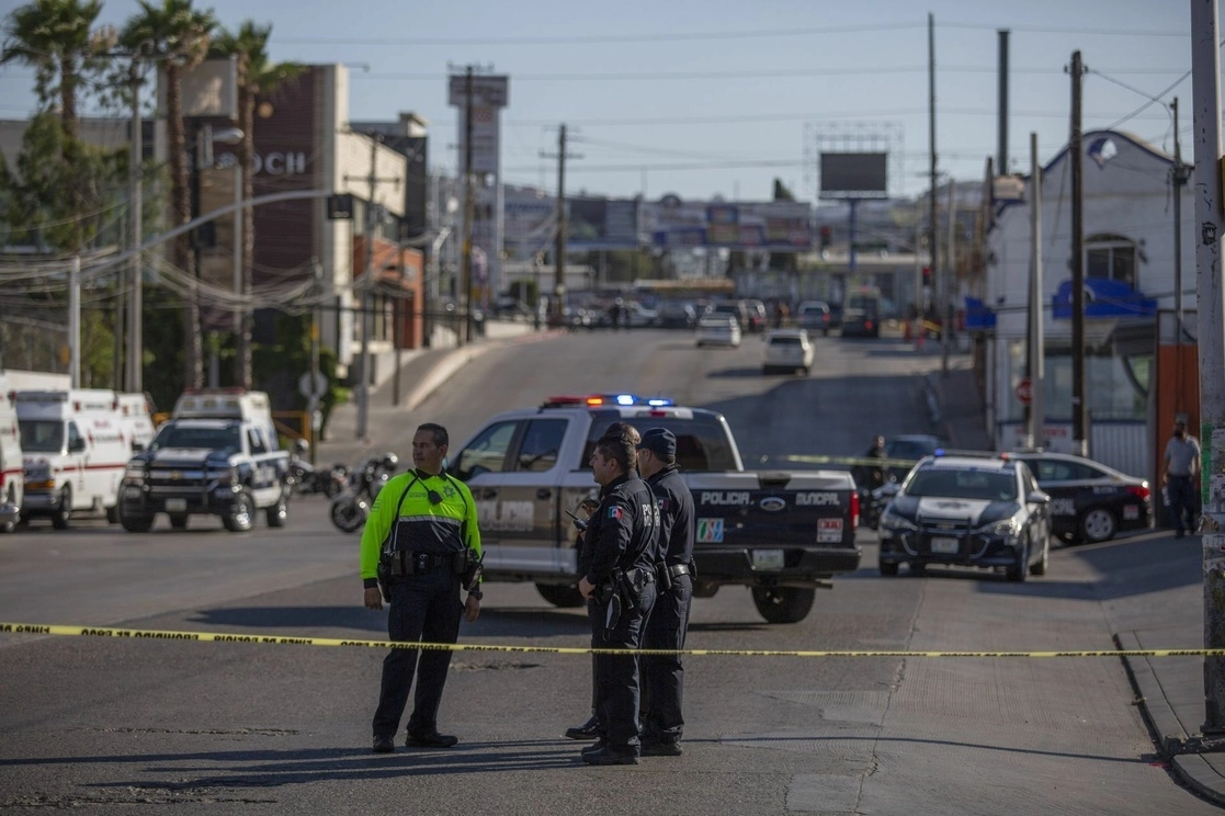 La Policía Municipal de Tijuana, durante un operativo. Foto Cuartoscuro / Archivo