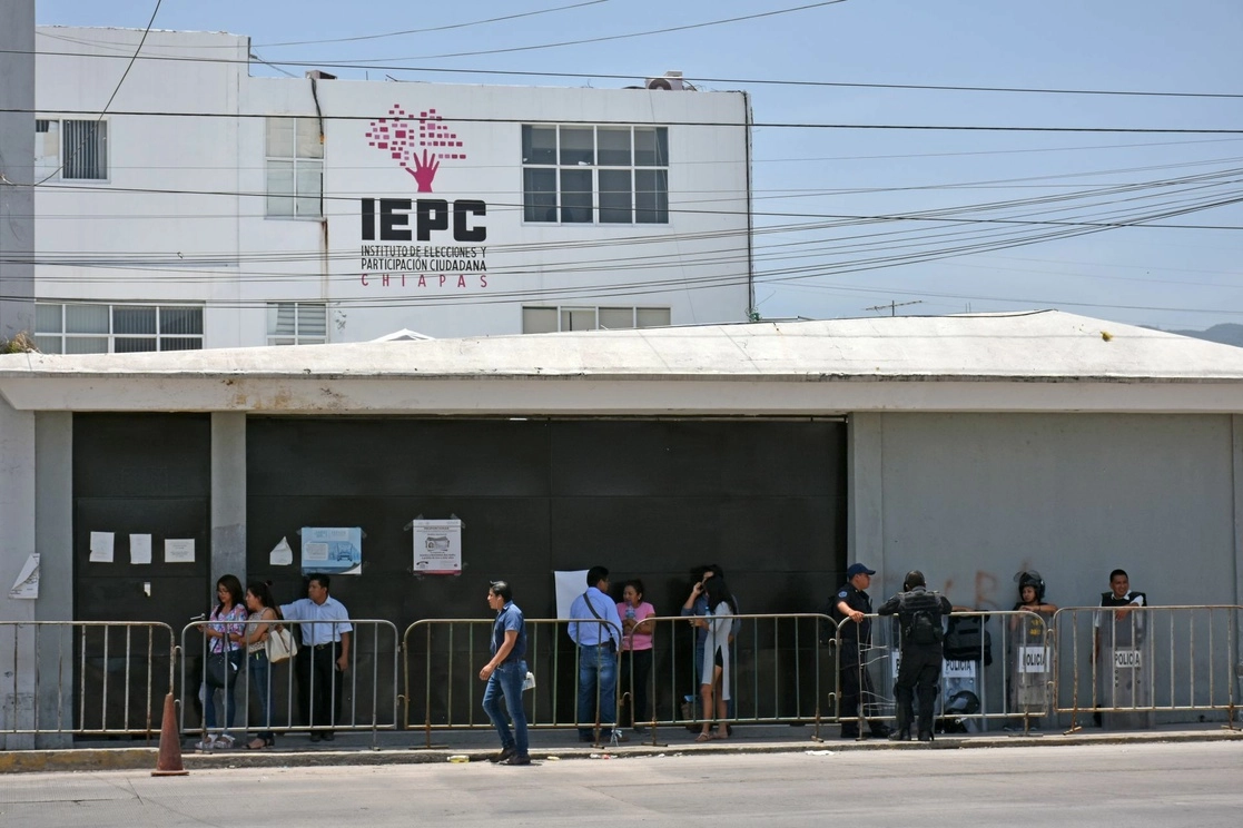 El Instituto de Elecciones y Protección Ciudadana en Chiapas, tras los comicios electorales. Foto Cuartoscuro 