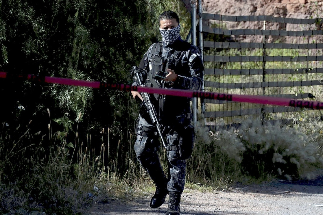 Fuerte movilización policiaca se registró este sábado en Zacatecas, tras el asesinato de cuatro agente de la policía metropolitana. Foto Alfredo Valadez