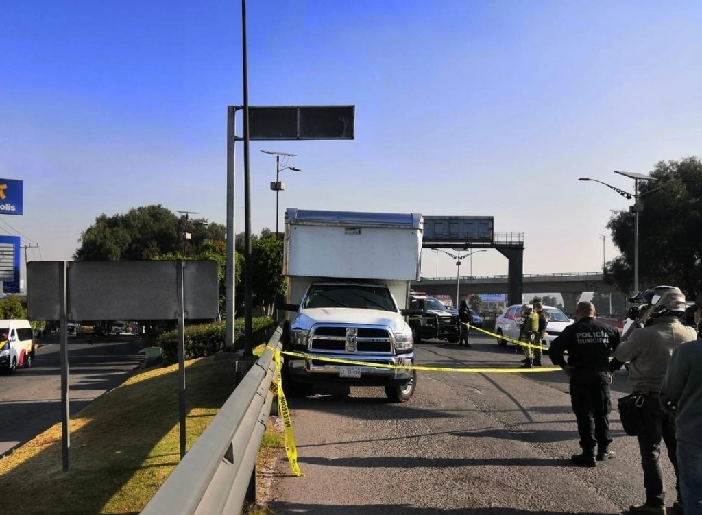 En una imagen de archivo, el conductor de un camión fue ultimado en Ecatepec. Foto ‘La Jornada’