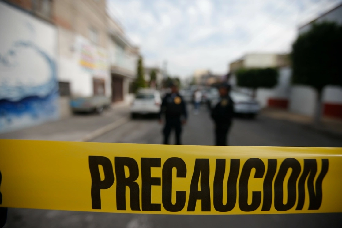 El doble homicidio ocurrió en el tianguis de juguetes instalado en calles de la colonia Mártires de Tacubaya, alcaldía de Álvaro Obregón. Foto Alfredo Domínguez / Archivo