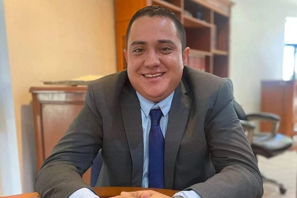 Jorge Luis ‘El Choche’ Camero Zazueta, ex funcionario público y quien recientemente había inaugurado el portal de noticias El Informativo, fue acribillado a balazos por sicarios en un gimnasio de Empalme, informó la FGJ en Sonora. Foto cortesía para ‘La Jornada’