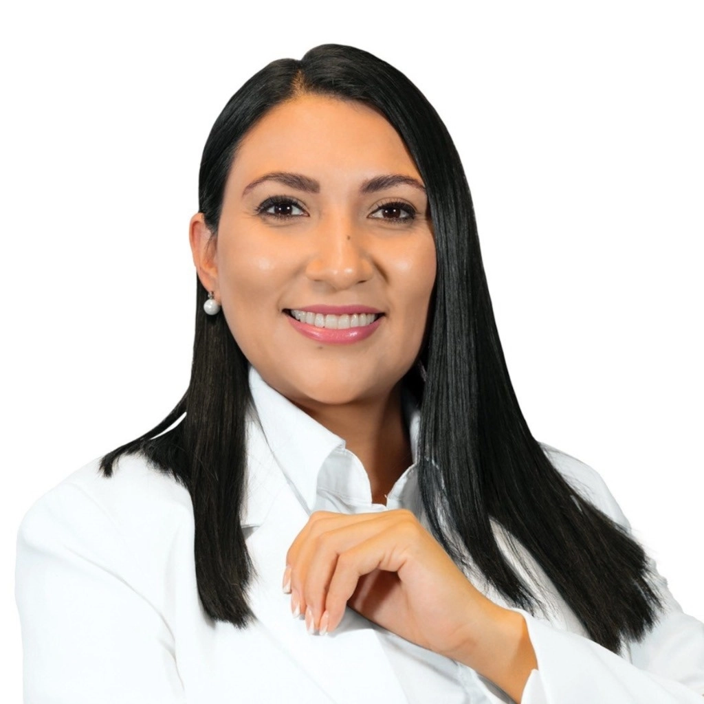 Gisela Gaytán Gutiérrez, candidata de Morena a la alcaldía de Celaya, era abogada egresada de la UNAM, militó en el PRI en 2018 y en ese mismo año ingresó a las filas del partido guinda. Foto Facebook de la aspirante