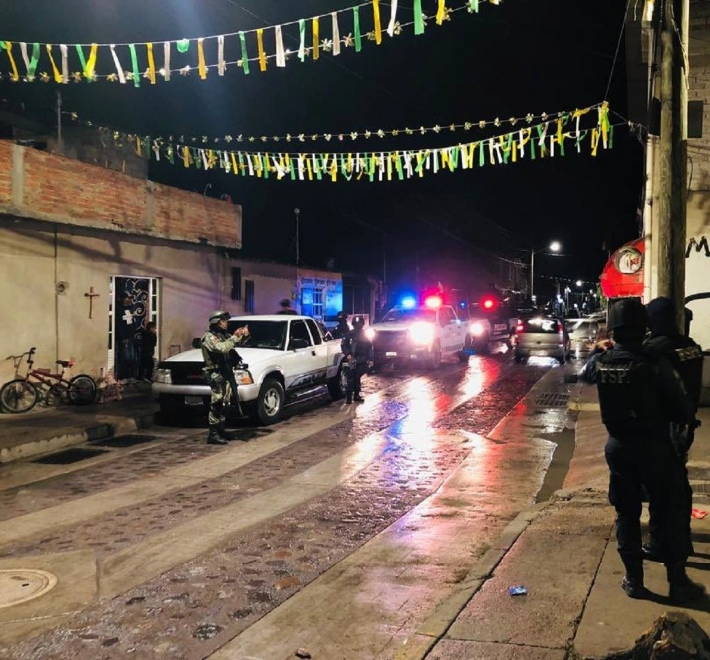 El ataque perpetrado por sujetos armados ocurrió en la colonia Popular Maya en León, Guanajuato. Foto Tomada de X @diegosinhue / Archivo