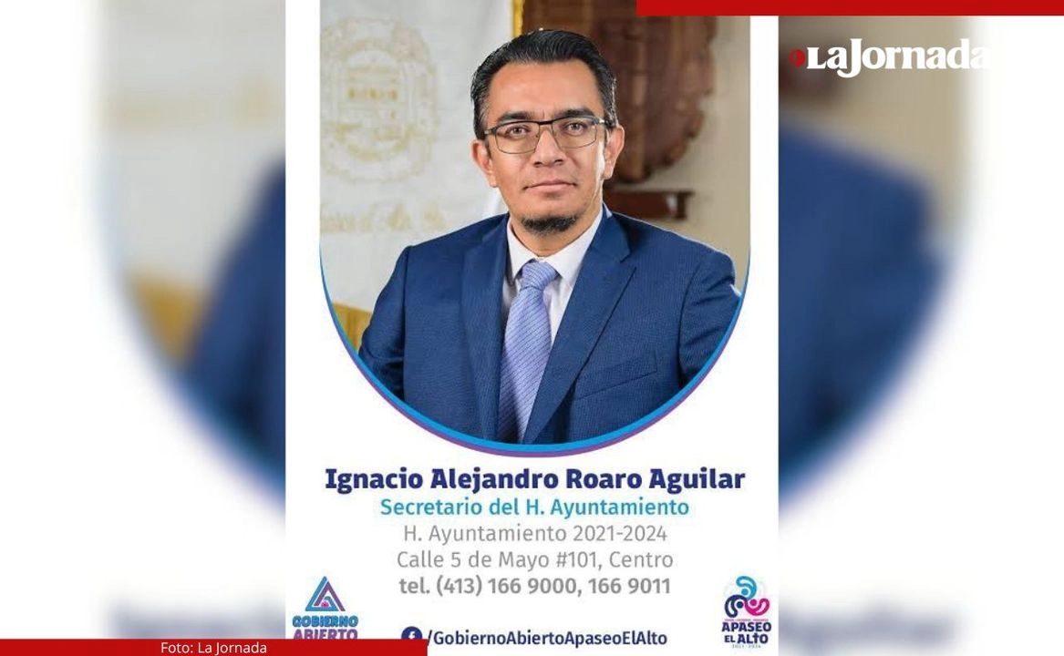El gobierno que encabeza la alcaldesa panista, Monserrat Mendoza Cano, condenó “enérgicamente el artero, vil y cobarde ataque ocurrido este sábado 5 de julio, en el que perdió la vida nuestro compañero y amigo, el secretario del Ayuntamiento, Ignacio Alejandro Roaro Aguilar”.