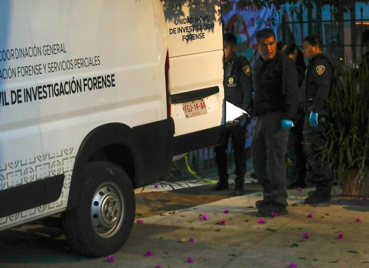 Un sujetó ingresó a una rueda de prensa y asesinó al youtuber Kevin Kaletry en un hotel de la colonia Condesa en la CDMX. Foto Víctor Camacho 