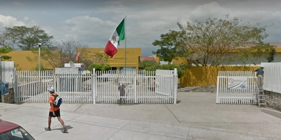 El asesinato de Erick Daniel B. J. fue perpetrado por sujetos armados en el Hospital General de San Pedro Pochutla, en Oaxaca. Foto Tomada de Google Maps / Archivo