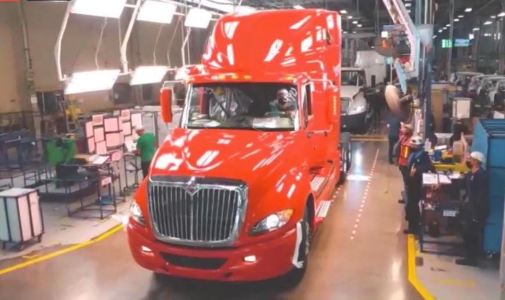 Actualmente producen 78 unidades pesadas en 10 horas productivas por día, lo que representa que sale de la línea un camión cada 6.4 minutos. Foto cortesía Navistar