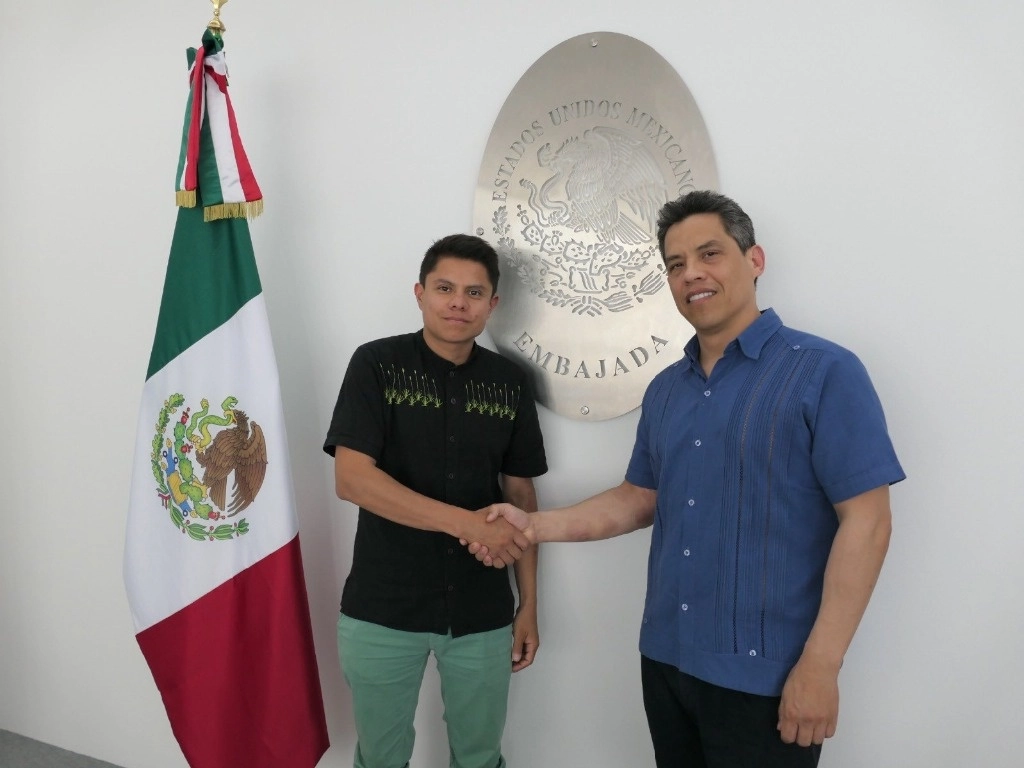 La embajada mexicana compartió al Ministerio Federal de Relaciones Exteriores alemán el video de la agresión, y proporciona acompañamiento en la demanda que el diario y el periodista interpusieron por lesiones y abuso de autoridad. Foto @SRE_mx 