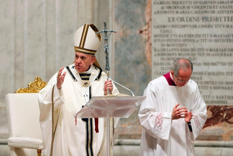 El Papa Francisco durante la misa. Foto Afp