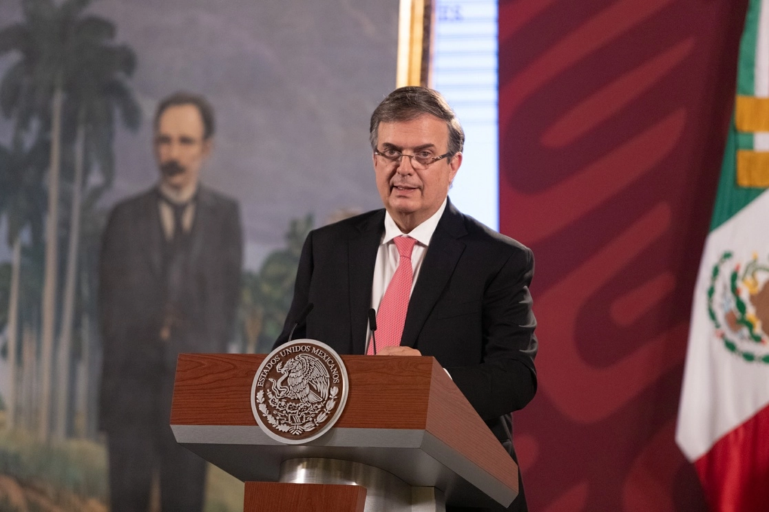 El canciller Marcelo Ebrard durante conferencia de prensa matutina. Foto Pablo Ramos