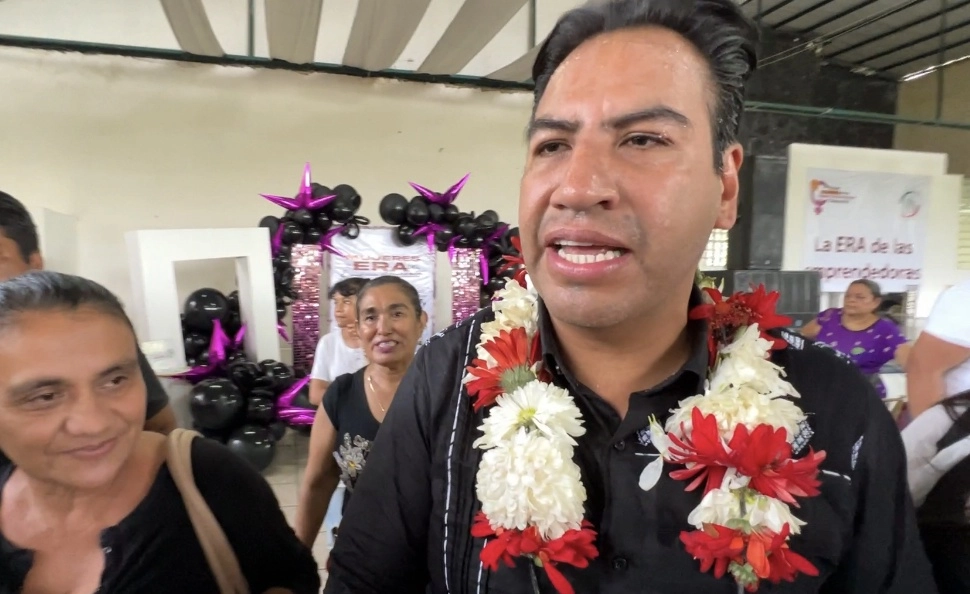 El Senador de la República, Eduardo Ramírez Aguilar, durante el Primer Parlamento de las Mujeres Emprendedoras 2023 en Tapachula, Chiapas. Foto Edgar H. Clemente