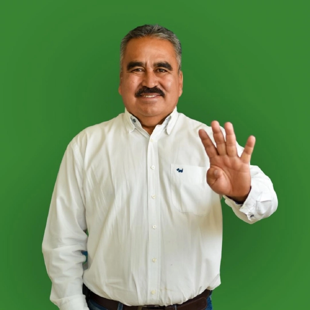 Óscar Pinto Gómez, del PVEM,  se bajó de la contienda electoral por la presidencia municipal de Altamirano, Chiapas. Foto Tomada de https://www.facebook.com/profile.php?id=100095413594268