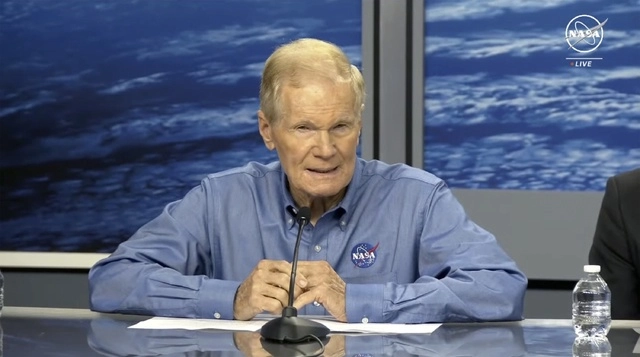 El jefe de la NASA, Bill Nelson, durante una conferencia en el Centro Espacial Johnson, en Houston, el 24 de agosto de 2024. Foto NASA vía Ap