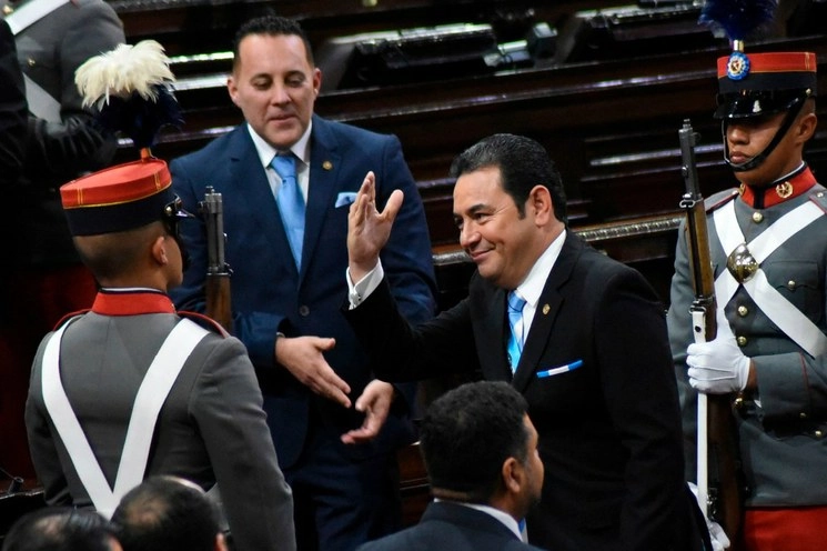 Alejandro Giammattei en el Congreso durante su asunción. Foto Afp