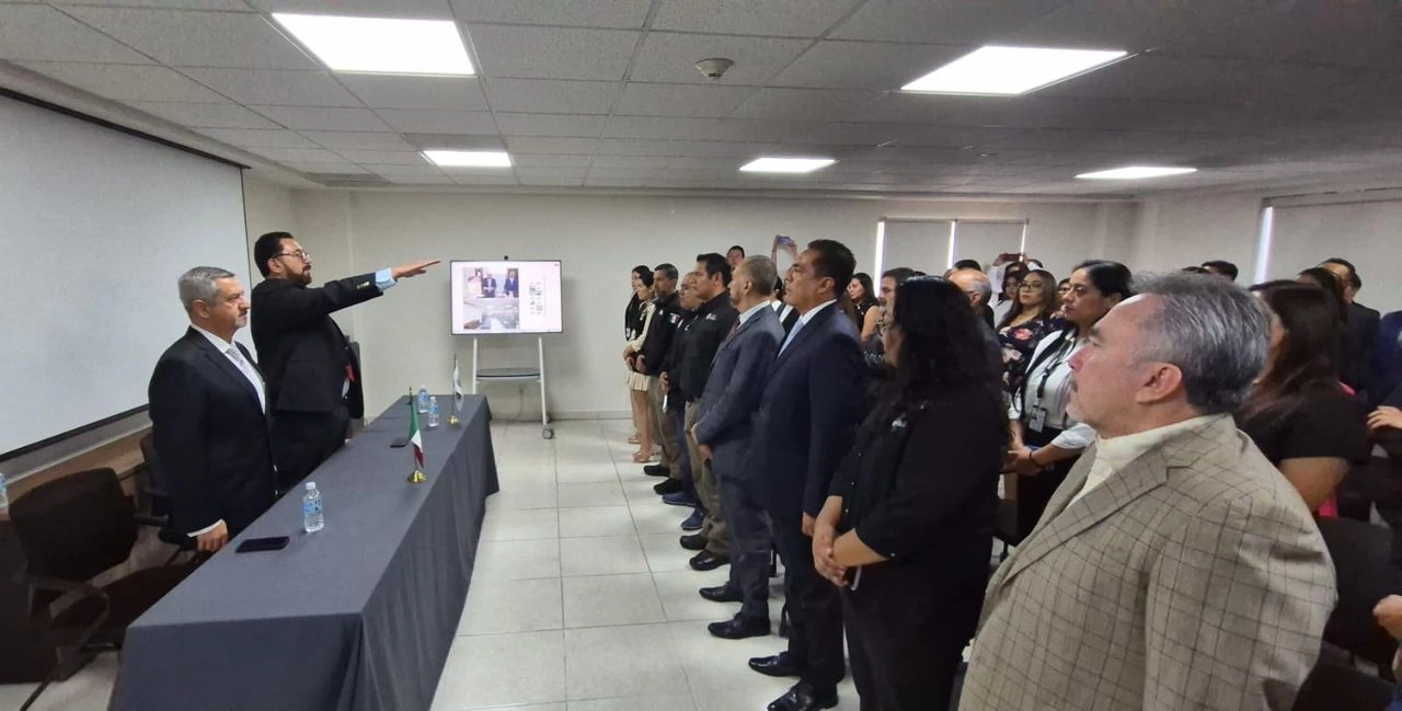 “Hoy asumimos el encargo como Titular de la Fiscalía Federal en el estado de Morelos. Agradezco la confianza a Alejandro Gertz Manero. Seguiremos trabajando por la Justicia”, afirmó Lara. Foto 