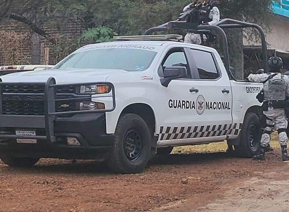 Atacan a balazos a elemento de la GN y policía municipal de Guanajuato