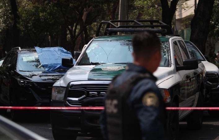 Un hombre de 35 años con una herida en el rostro fue trasladado al hospital. Foto Alfredo Domíguez/Archivo