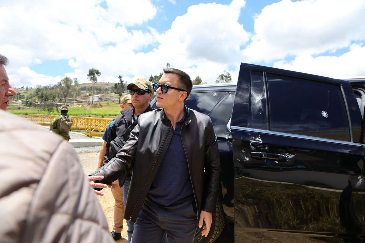 El presidente ecuatoriano, Daniel Noboa tras el ataque a la caravana. Foto tomada de la cuenta de X