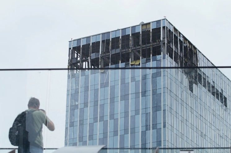 Edificio dañado en Moscú tras un ataque de drones. Foto Xinhua