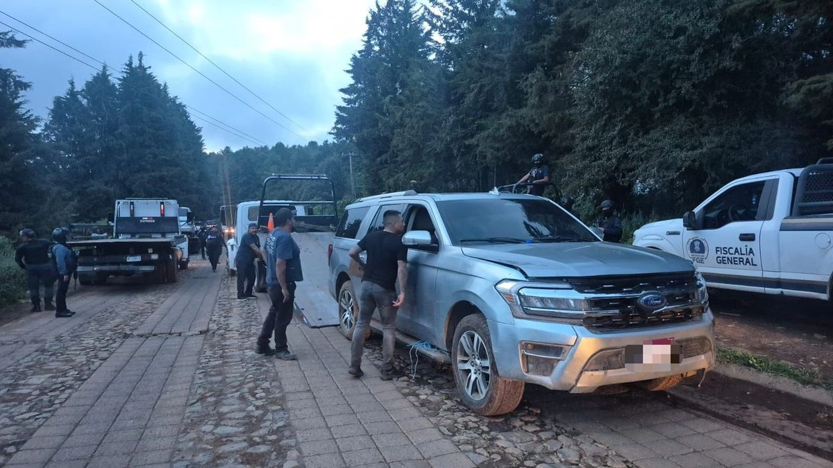 El atentado movilizó a oficiales de la Policía Municipal, Guardia Civil y Fuerzas Federales, mismos que implementaron un operativo en busca de los homicidas, sin que se tenga reporte de alguna detención.